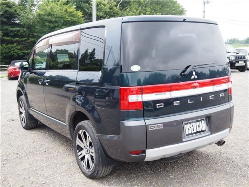 DELICA D5