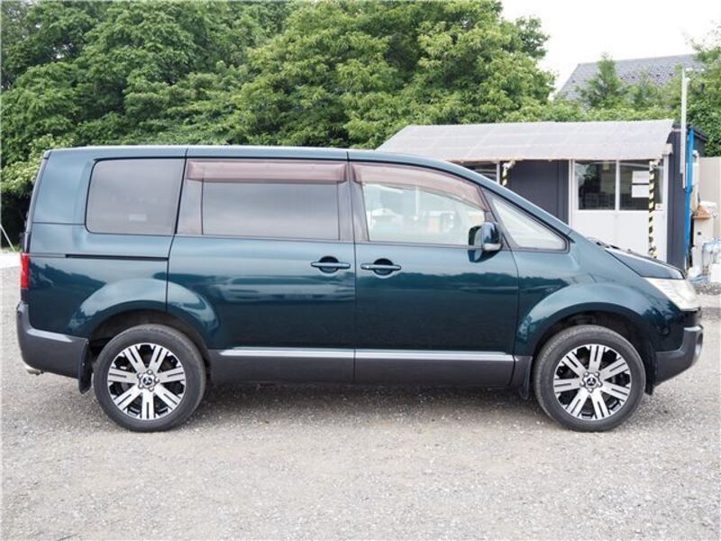 DELICA D5