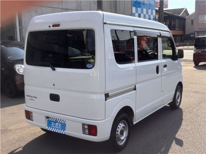 MINICAB VAN