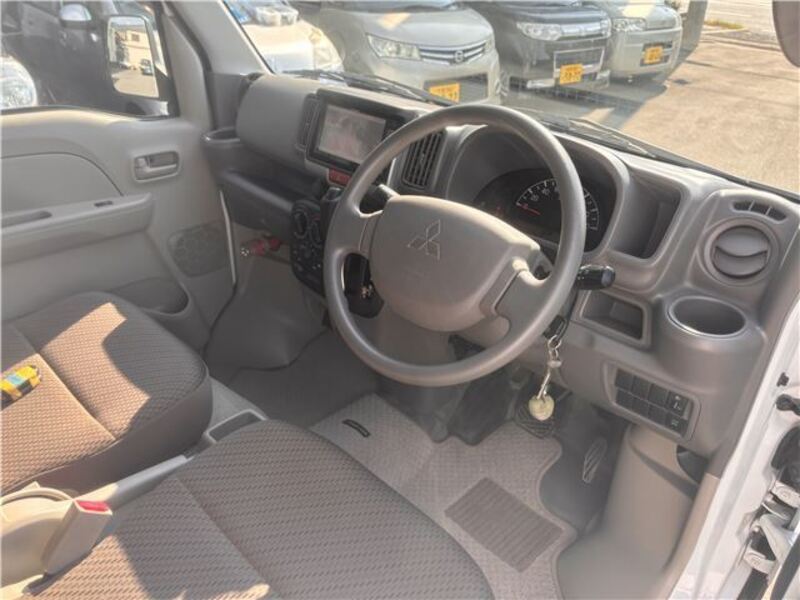 MINICAB VAN