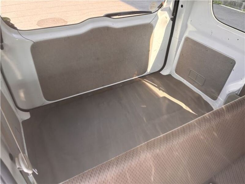 MINICAB VAN