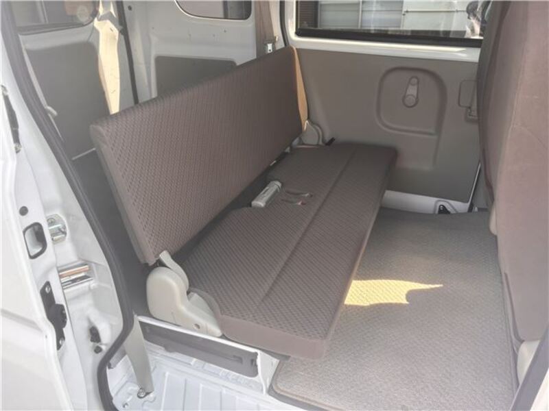 MINICAB VAN