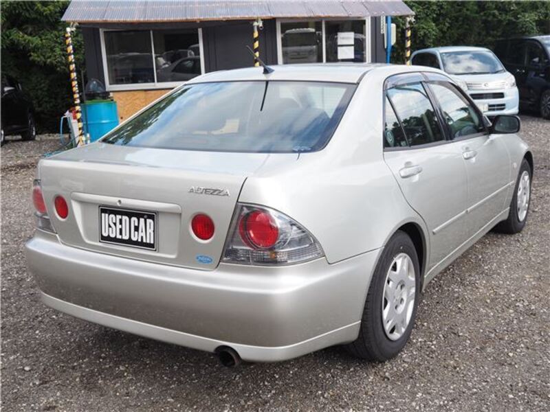 ALTEZZA