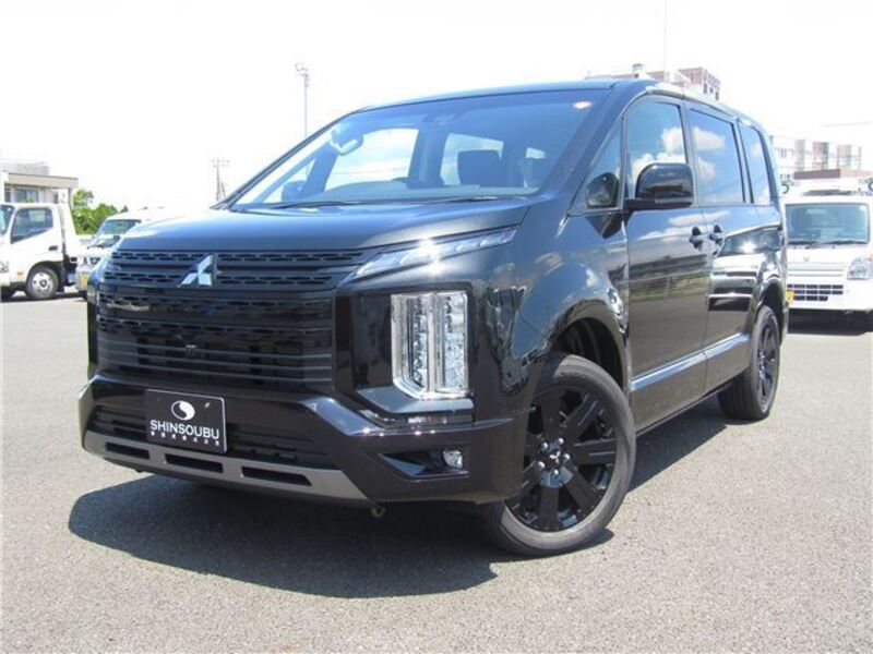 MITSUBISHI DELICA D5