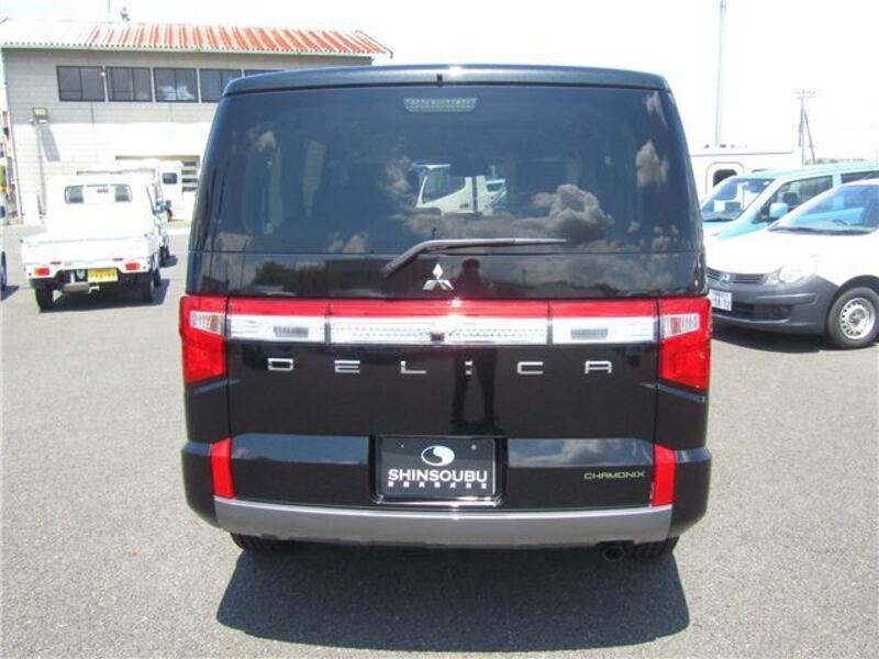 DELICA D5