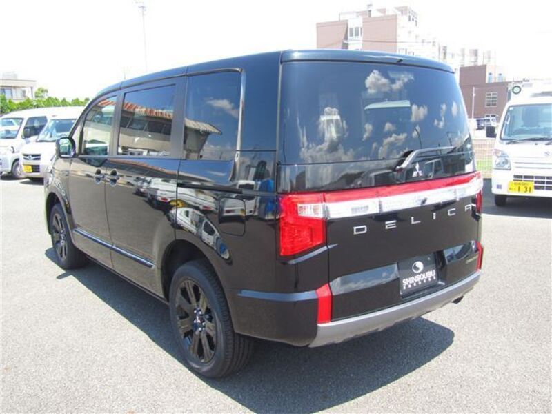 DELICA D5
