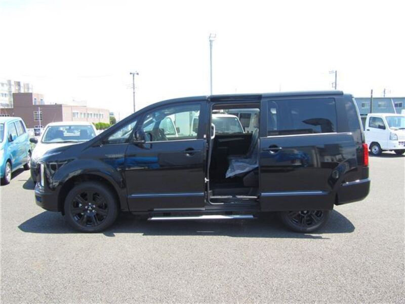 DELICA D5