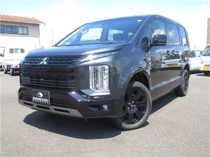 MITSUBISHI DELICA D5