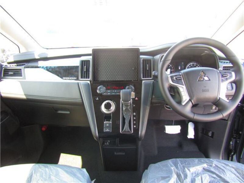 DELICA D5