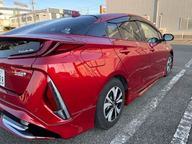 PRIUS PHV