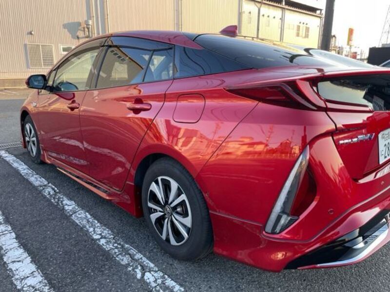PRIUS PHV