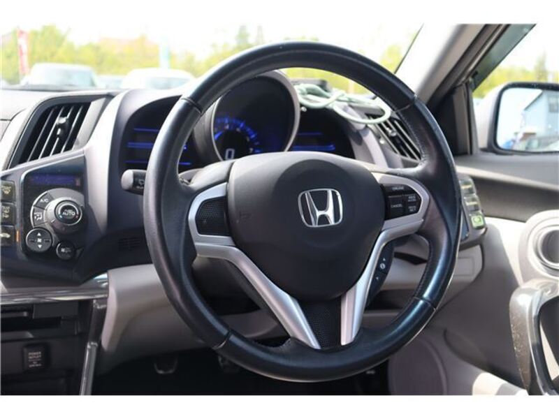 CR-Z