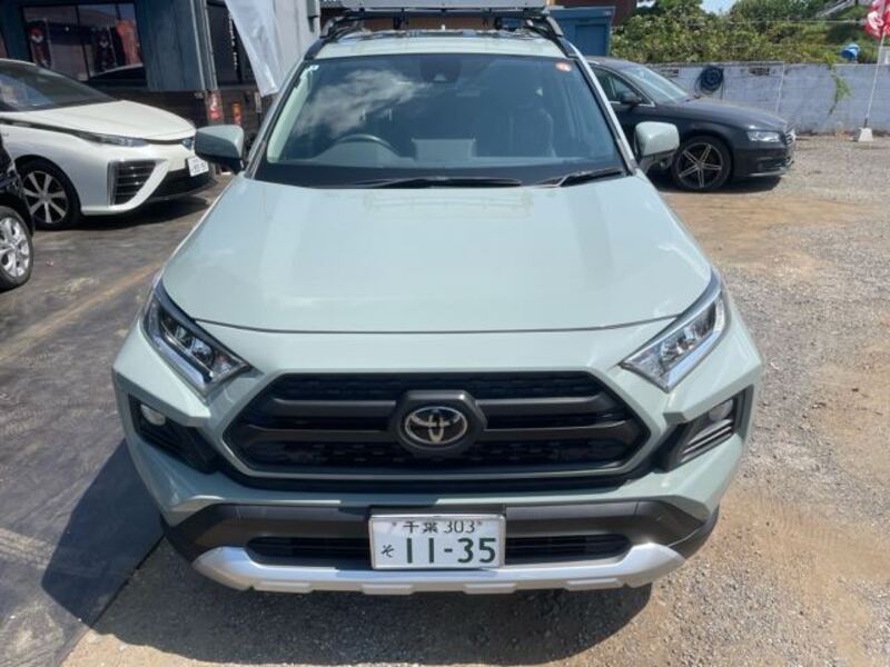 RAV4