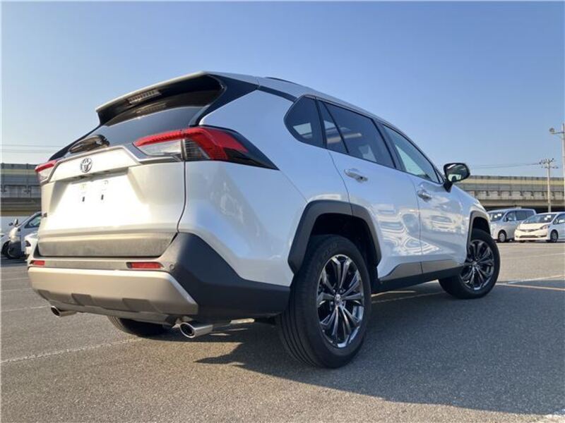 RAV4