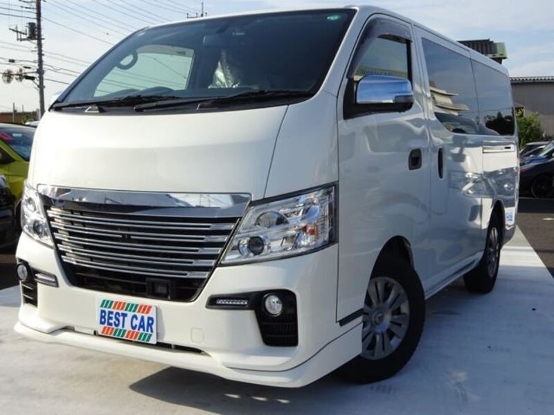 NV350 CARAVAN-0