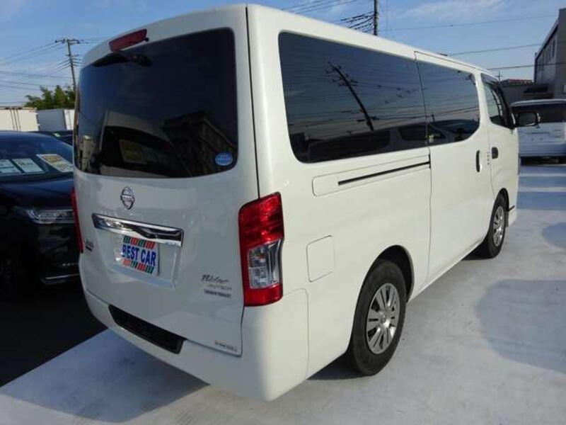 NV350 CARAVAN