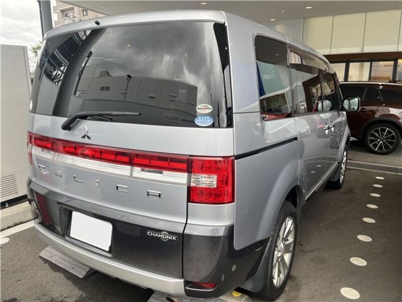 DELICA D5