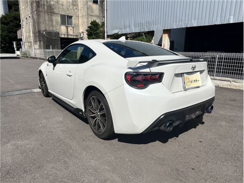 86