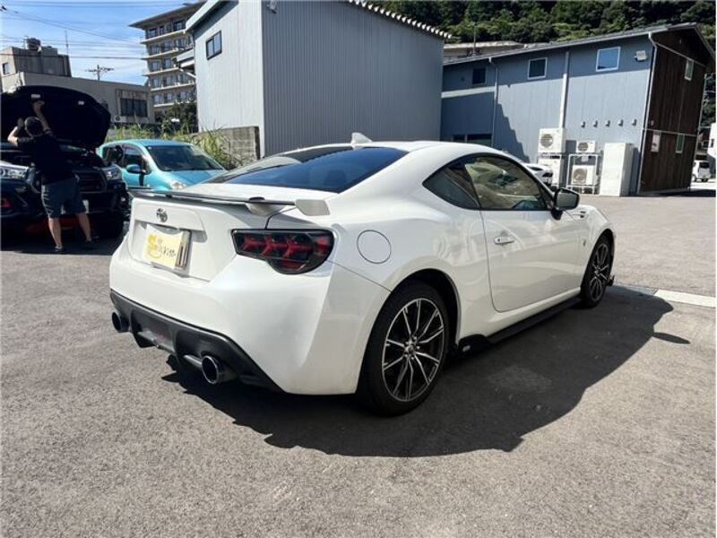 86