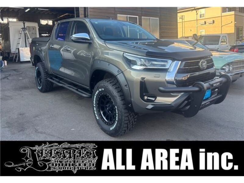 TOYOTA HILUX