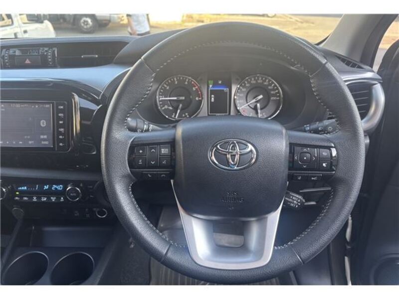 HILUX