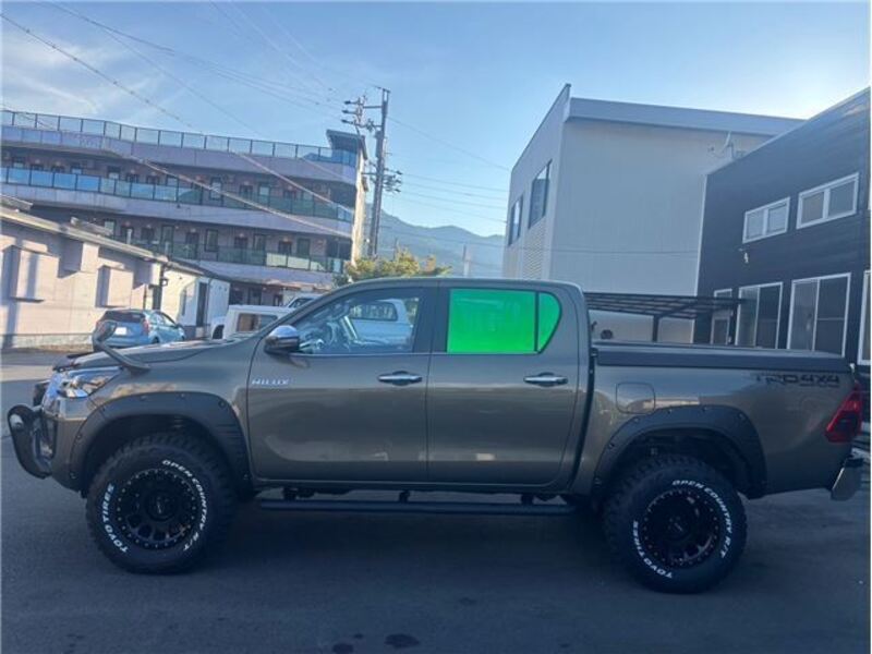 HILUX