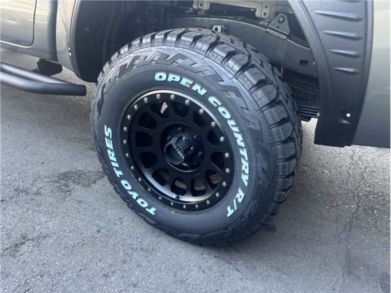 HILUX