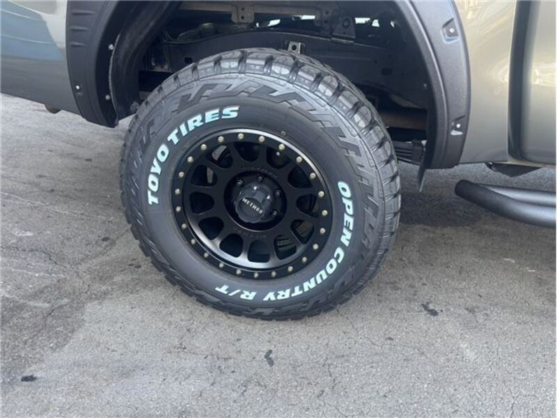 HILUX