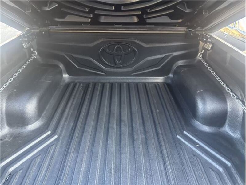 HILUX
