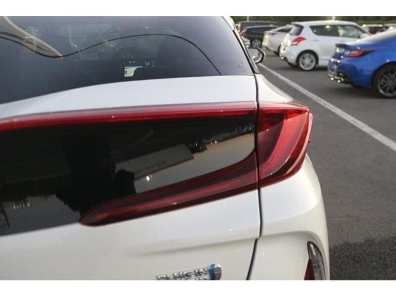 PRIUS PHV