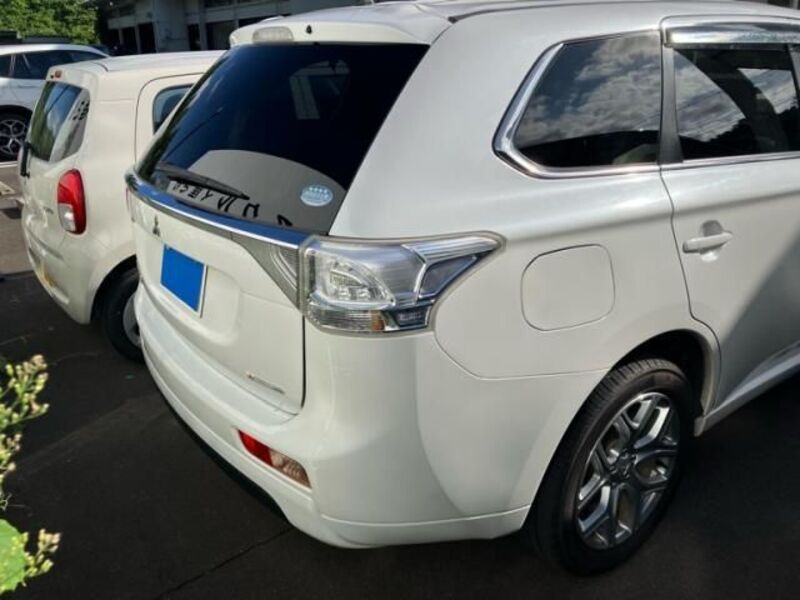 OUTLANDER PHEV