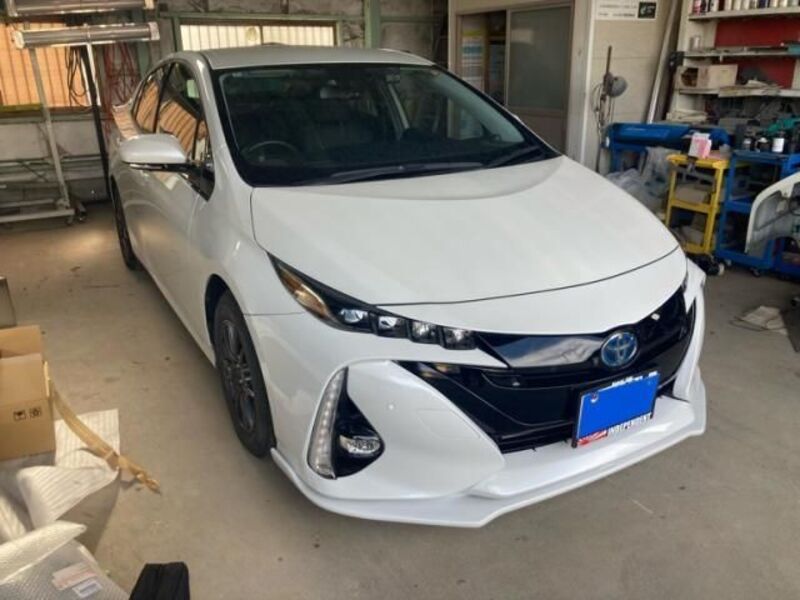 PRIUS PHV