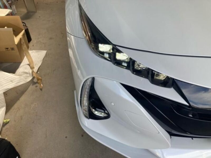 PRIUS PHV