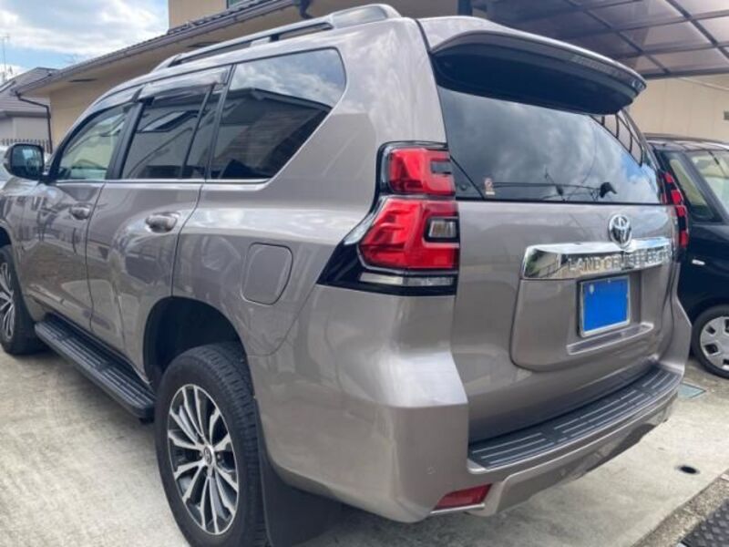 LAND CRUISER PRADO