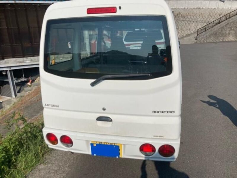 MINICAB VAN