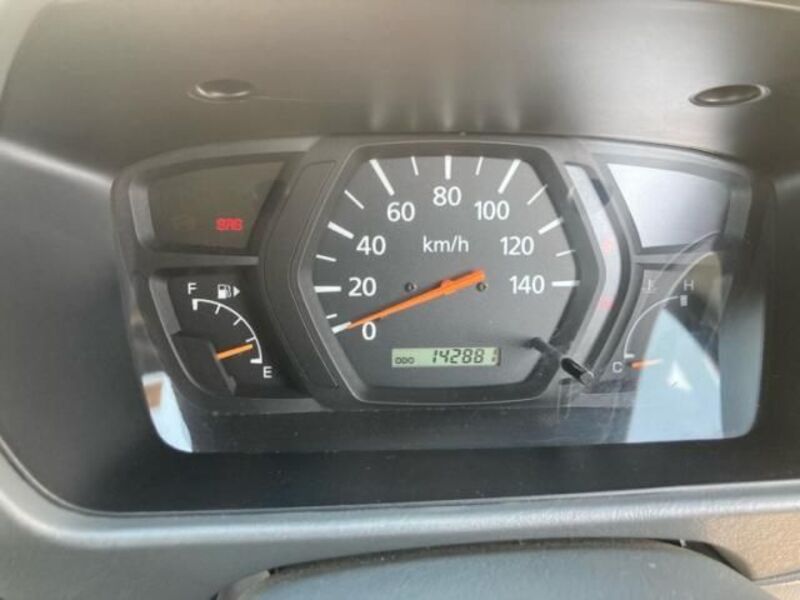 MINICAB VAN