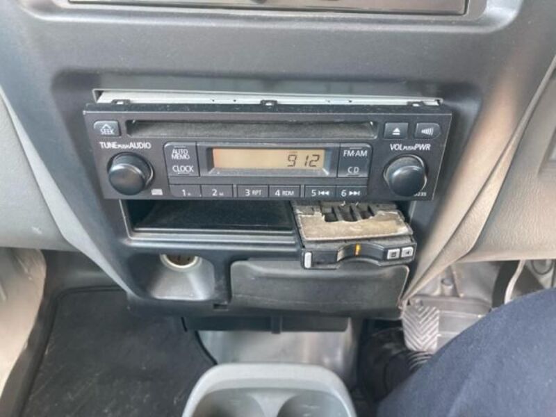 MINICAB VAN