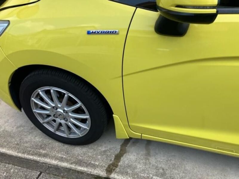 FIT HYBRID