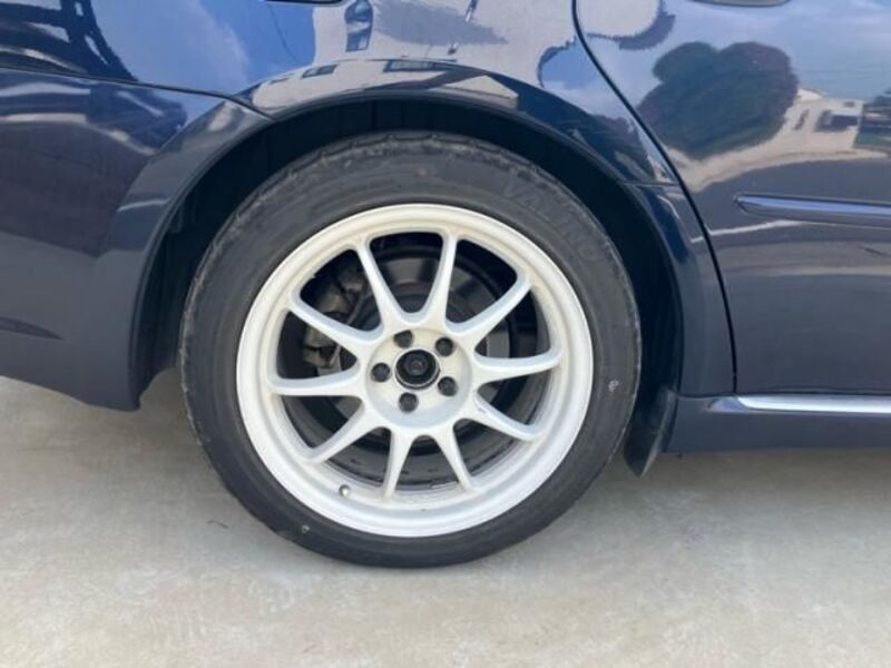 LEGACY B4