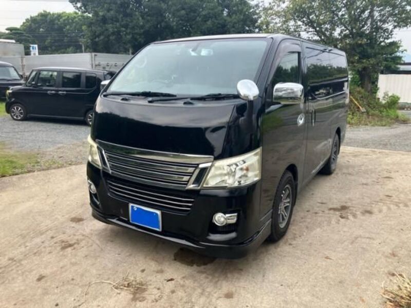 NV350 CARAVAN-0