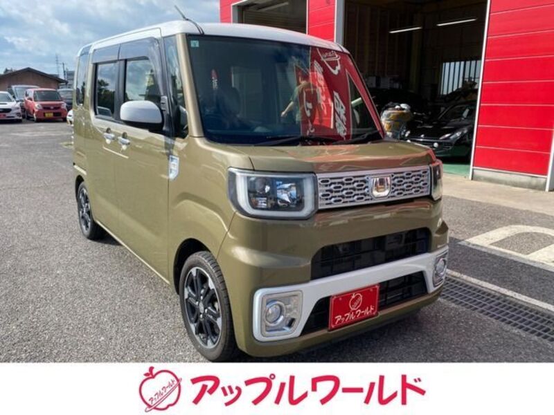 DAIHATSU WAKE