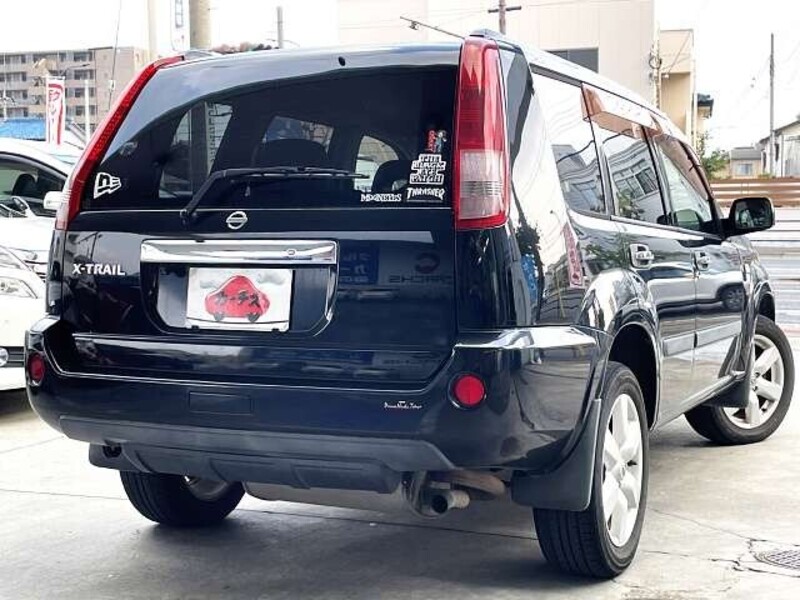 X-TRAIL