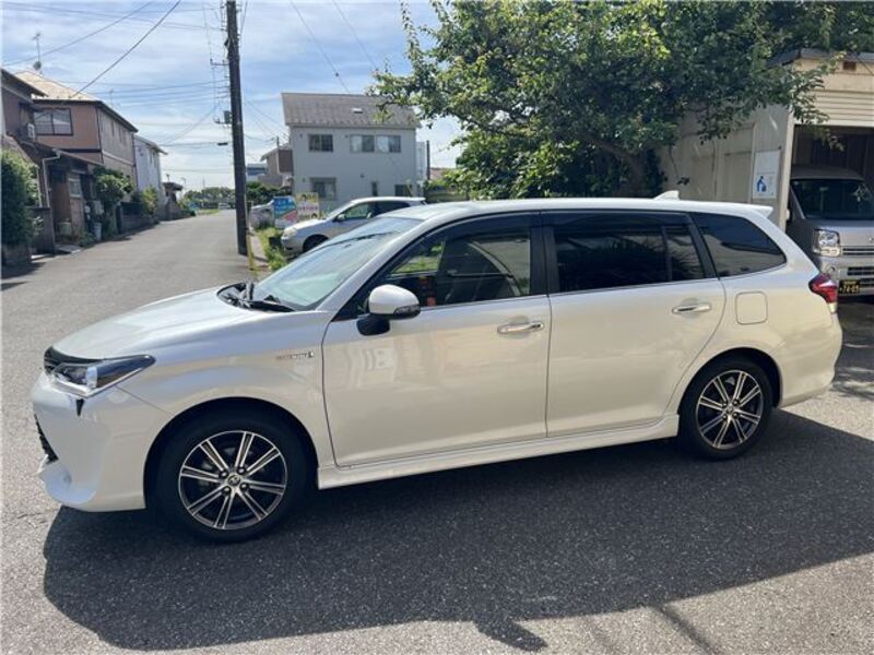 COROLLA FIELDER