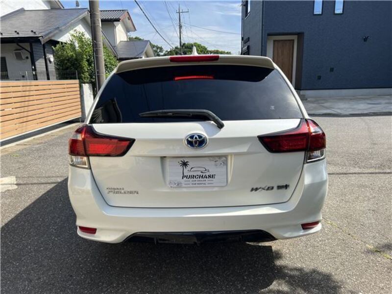 COROLLA FIELDER