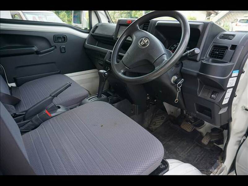 PIXIS TRUCK