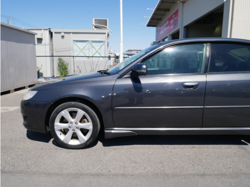 LEGACY B4