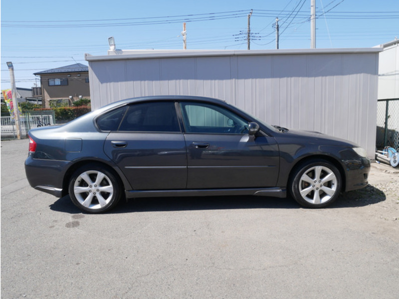 LEGACY B4