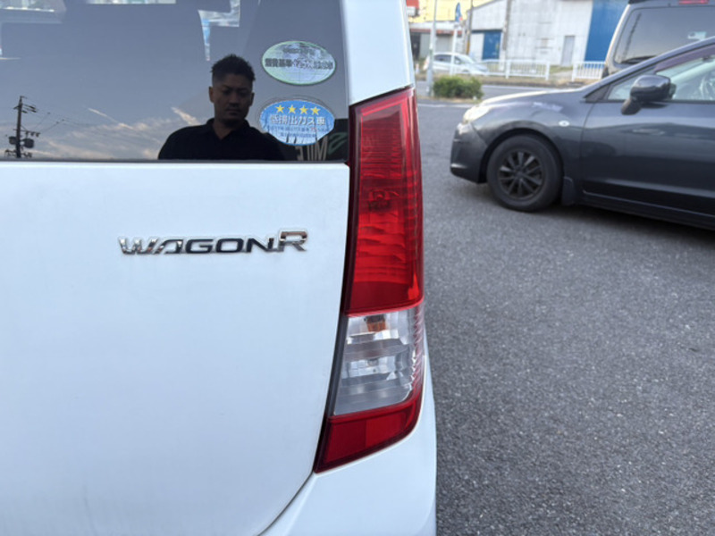 WAGON R