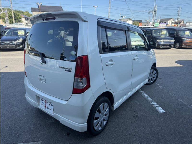 WAGON R