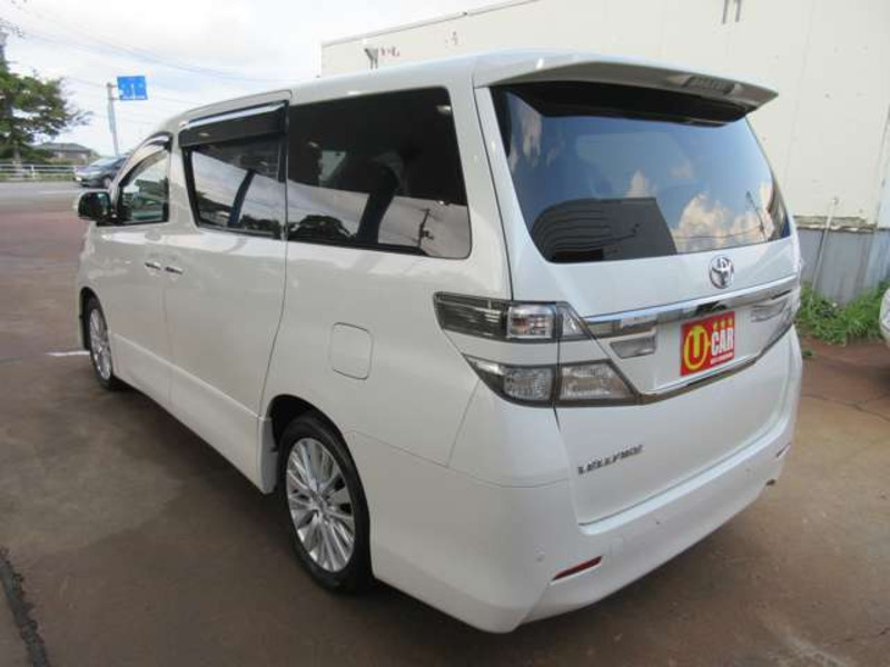 VELLFIRE